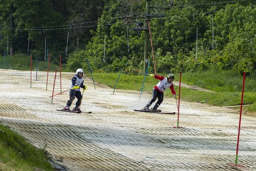 May SRL Duals Poles — photo 4 of 96