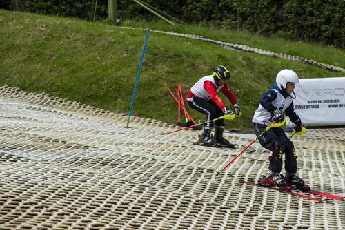 May SRL Duals Poles — photo 7 of 96