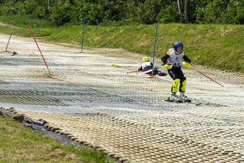 May SRL Duals Poles — photo 14 of 96